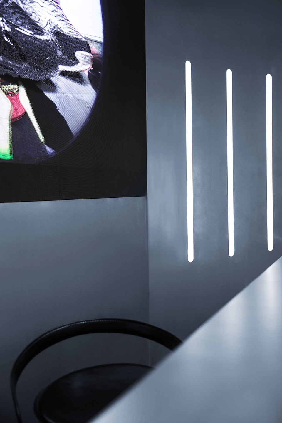 moon the space china by ichi design