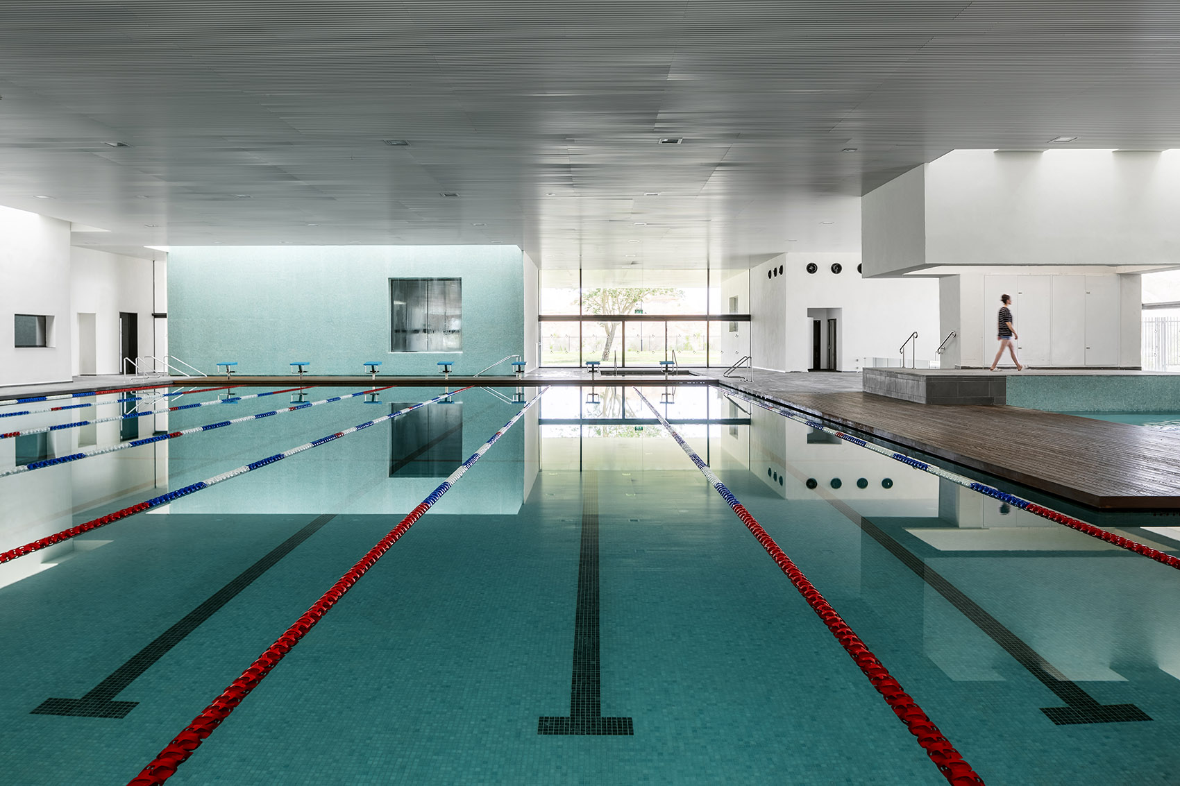 Arava Aquatic Sport Center by Zait Lev Architects 谷德设计网