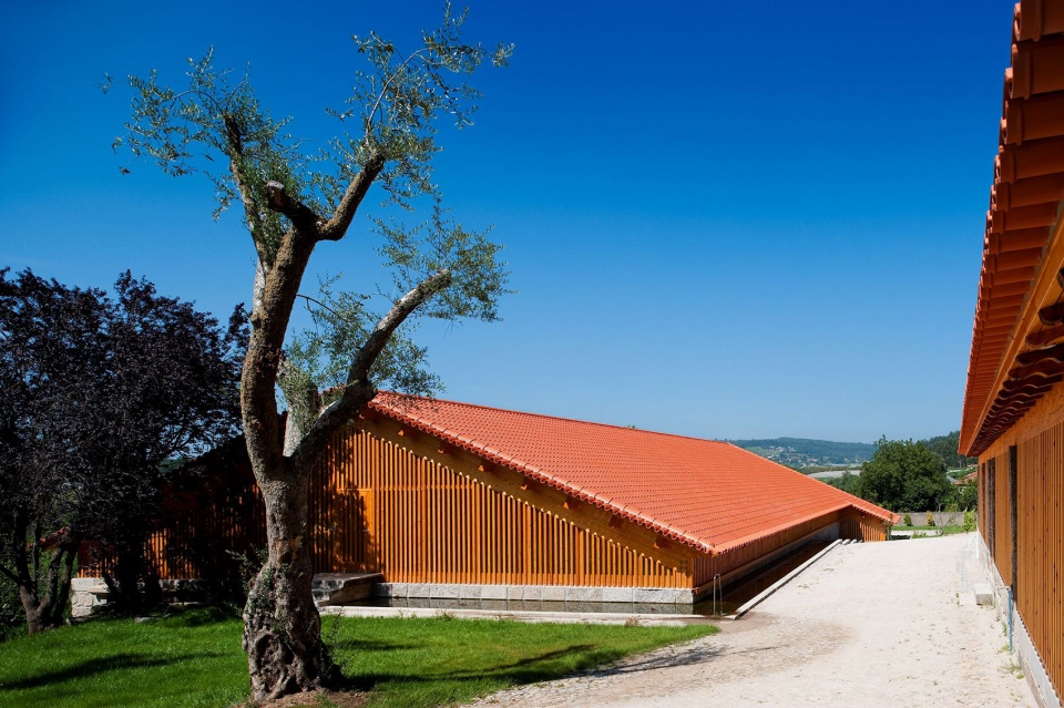 winery casa da torre portugal by carlos castanheira