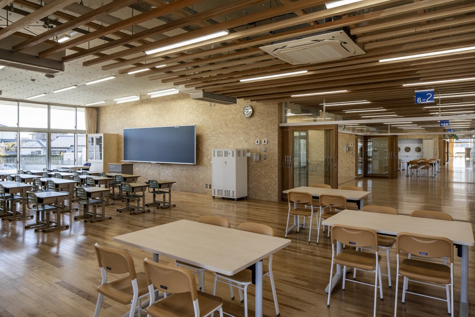 Hitachi City Hidaka Elementary School MIKAMI Architects