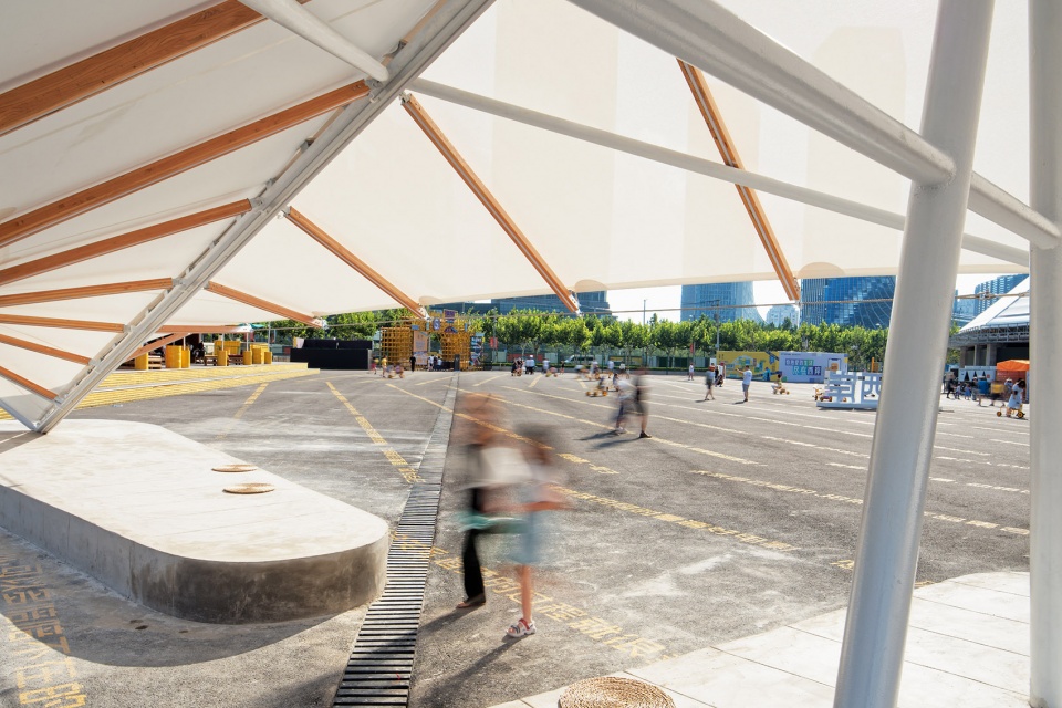 Kite Pavilion WANG Zitong