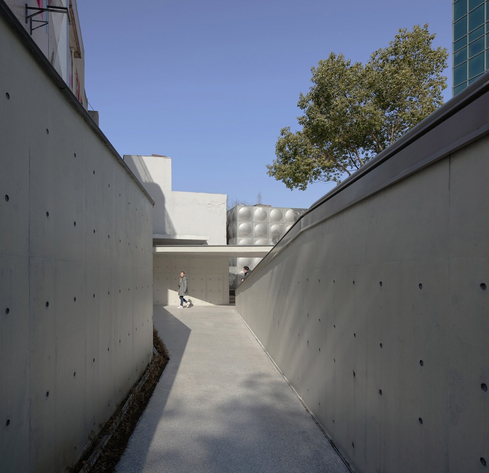 city lounge of zhongshan road jiaxing china by play architects