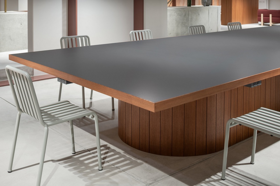 Nippon Shinyaku Koku REIICHI IKEDA DESIGN