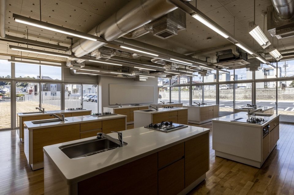 Hitachi City Hidaka Elementary School MIKAMI Architects