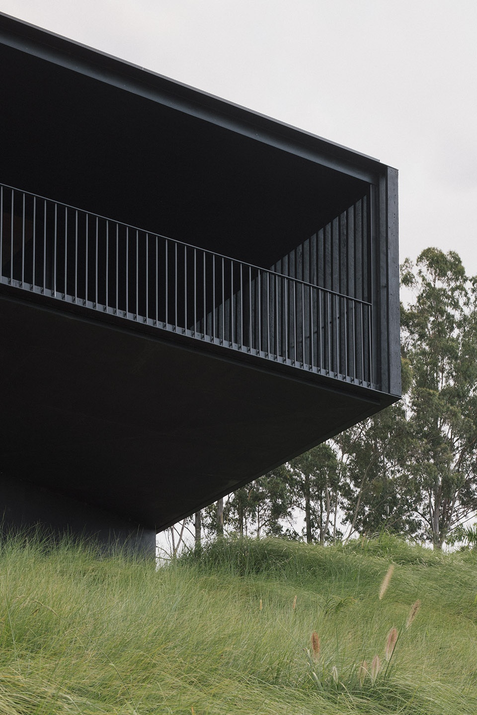 federal house australia by edition office