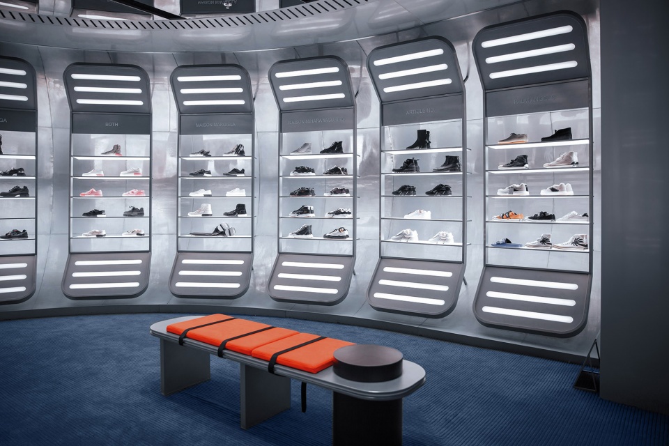 moon the space china by ichi design