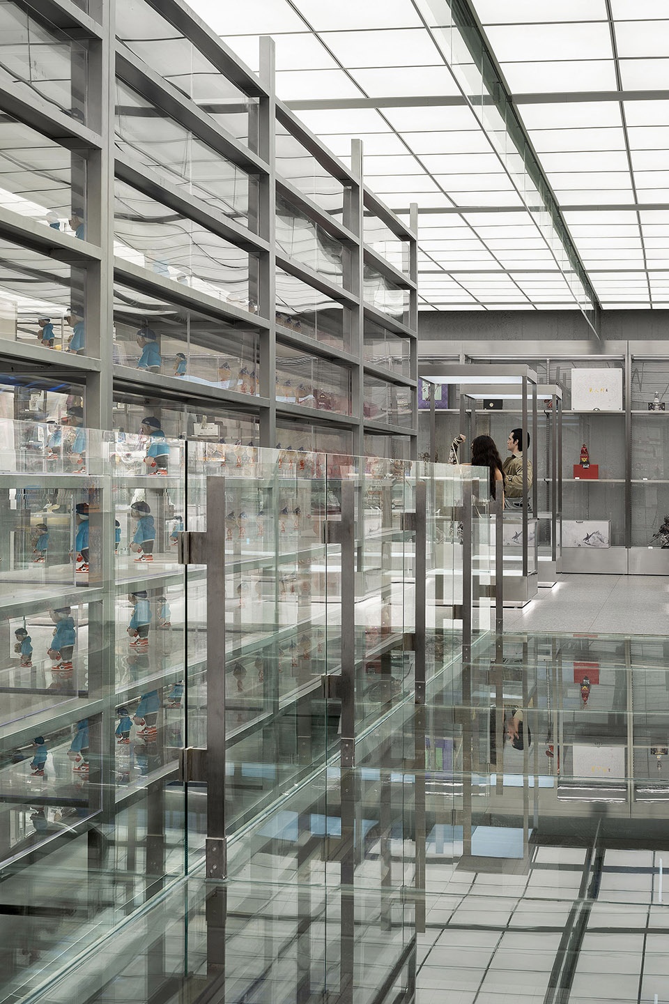 x11 global flagship store shanghai by bloomdesign