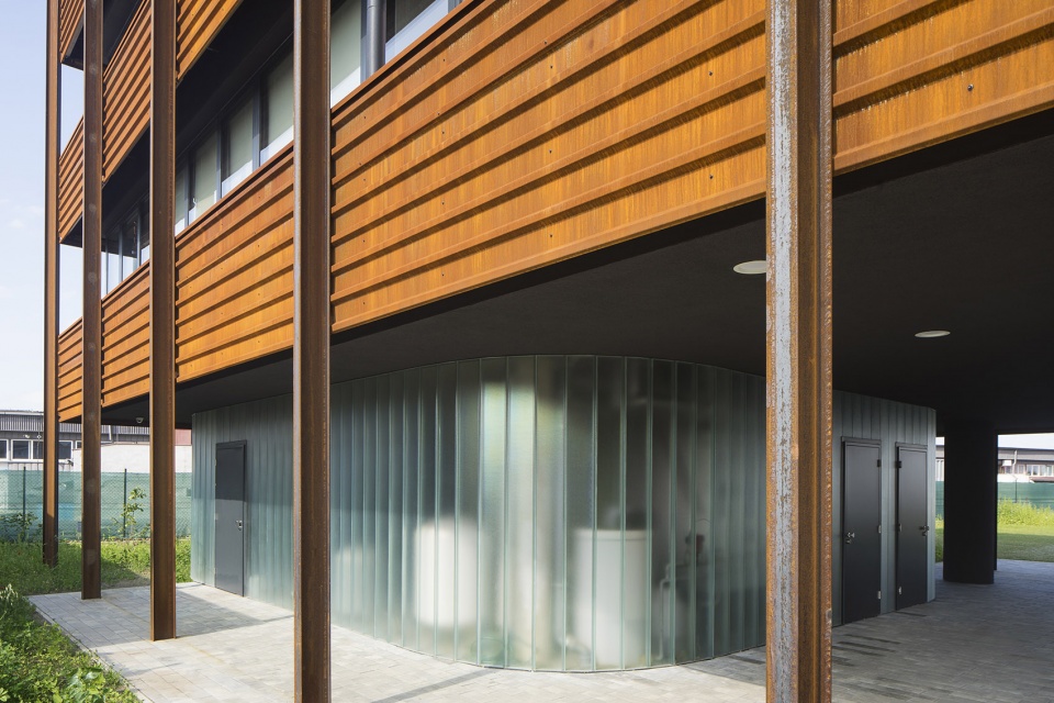 POHL cz headquarters Rusina Frei architekti