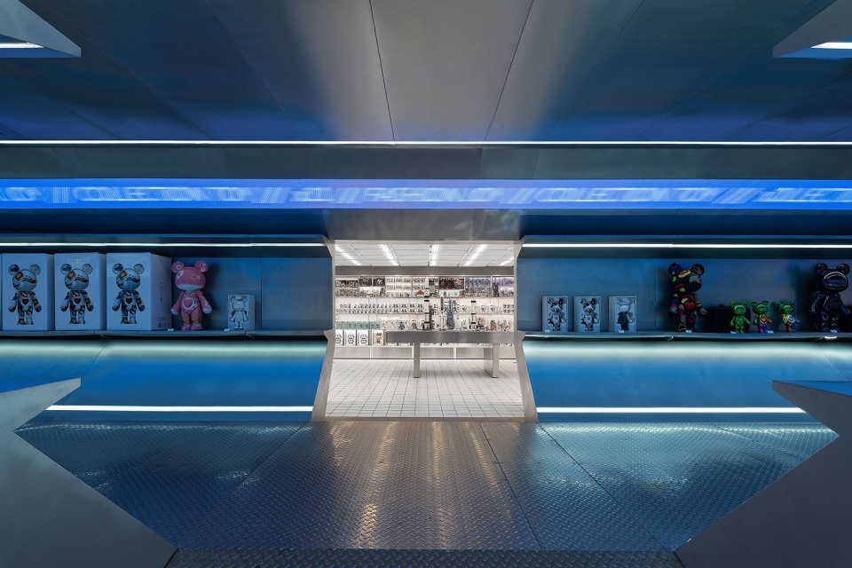 x11 global flagship store shanghai by bloomdesign