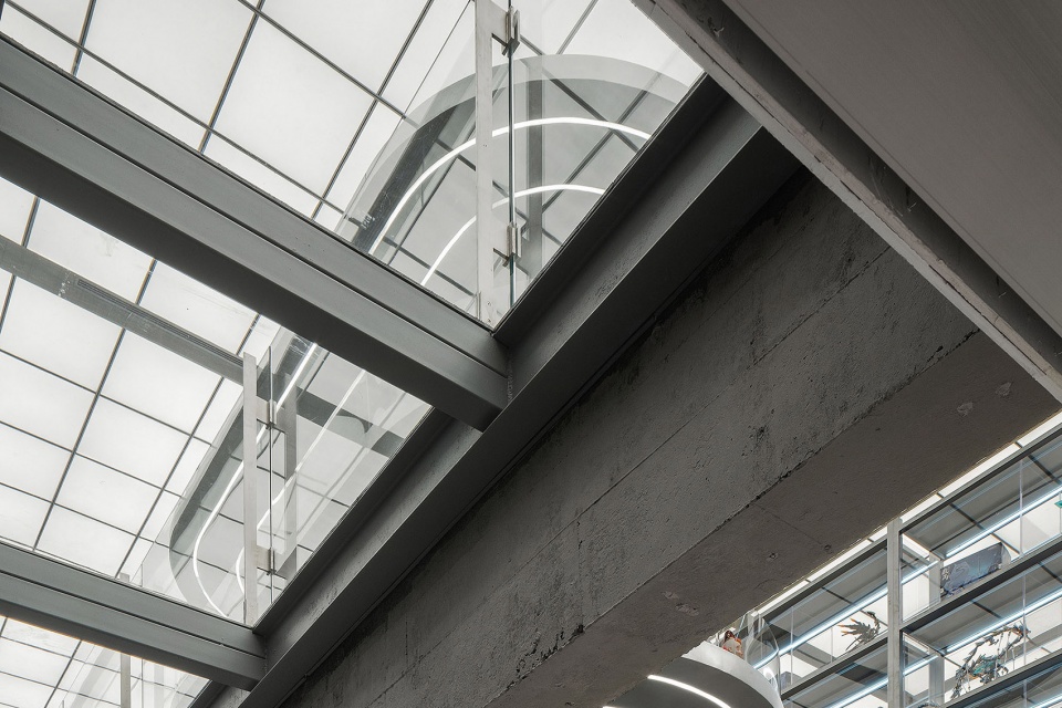 x11 global flagship store shanghai by bloomdesign