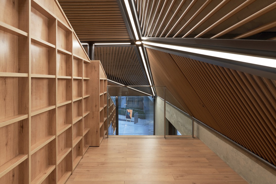 city lounge of zhongshan road jiaxing china by play architects