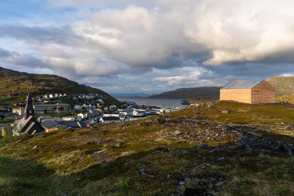 open of the roni horn in norwegian scenic route