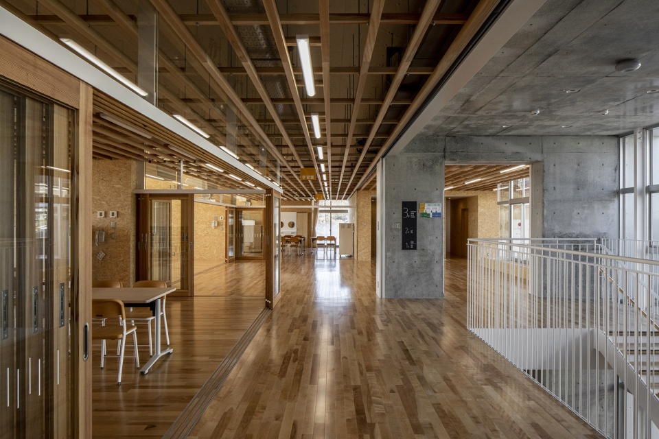 Hitachi City Hidaka Elementary School MIKAMI Architects
