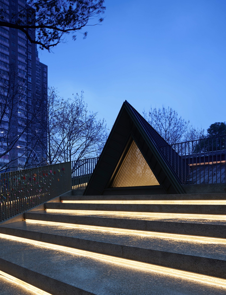 city lounge of zhongshan road jiaxing china by play architects