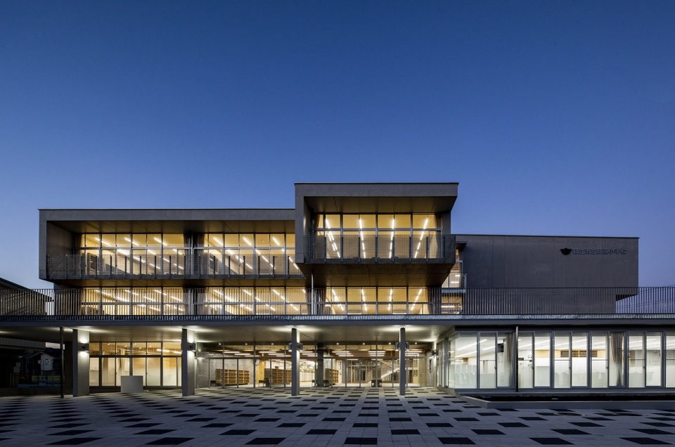 Hitachi City Hidaka Elementary School MIKAMI Architects