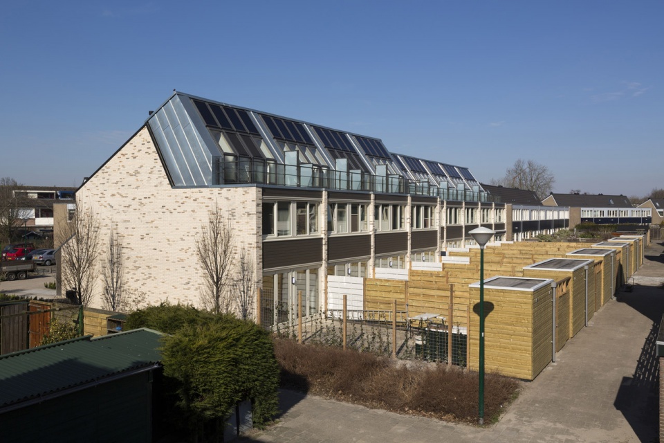 archive for summer climate adaptability strategies in residential buildings