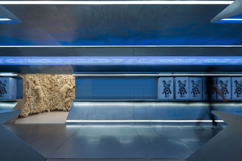 x11 global flagship store shanghai by bloomdesign