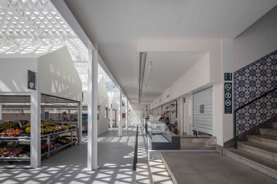 Municipal Market of Vila Nova de Famalicao ui Mendes Ribeiro