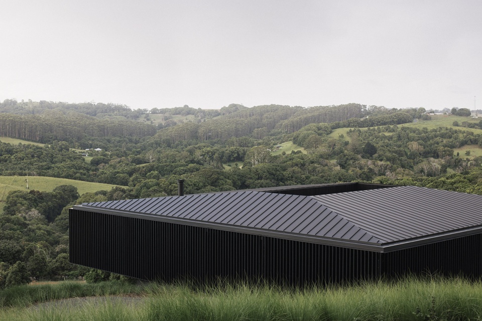 federal house australia by edition office