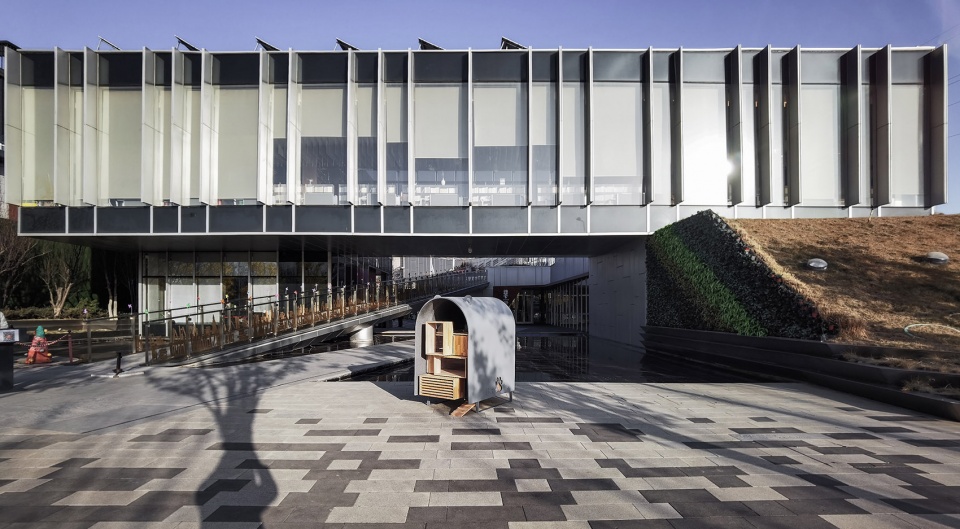 Outdoor intelligent cat nest China by Zaoshi Architecture