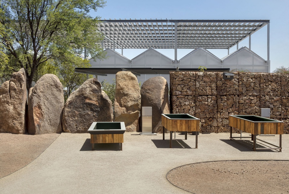 hazel hare center for plant science by 180 degrees design build colab studio 1