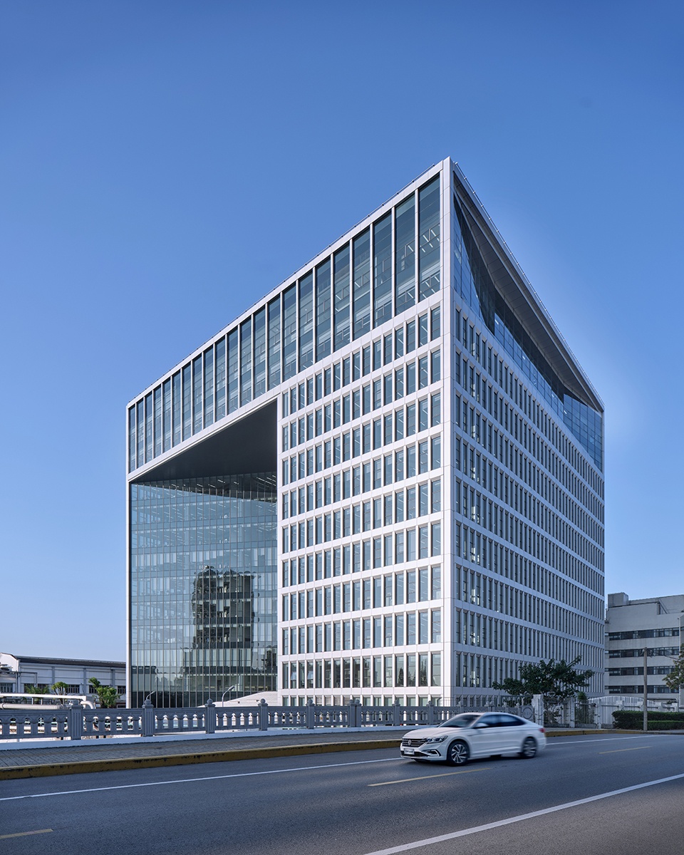 shanghai svw technical center china by hpp architects