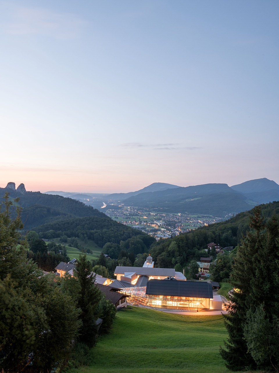the remodelling of salzwelten salzburg by tne architects
