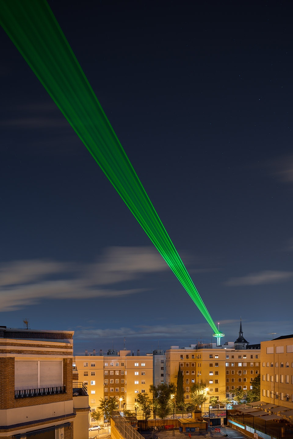 灯塔城市灯光艺术马德里spy