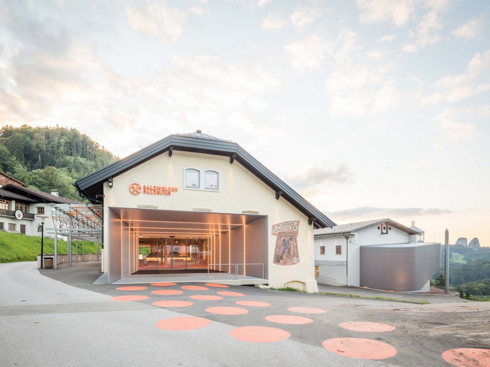 the remodelling of salzwelten salzburg by tne architects 1