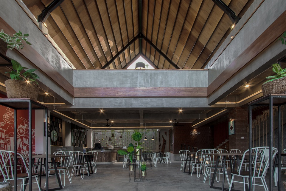 DIERRA by MIV Architects