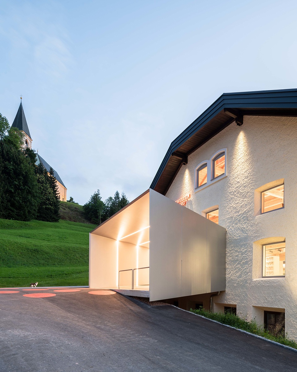 the remodelling of salzwelten salzburg by tne architects
