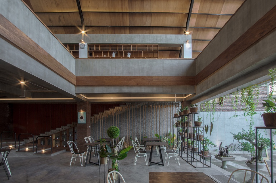 DIERRA by MIV Architects