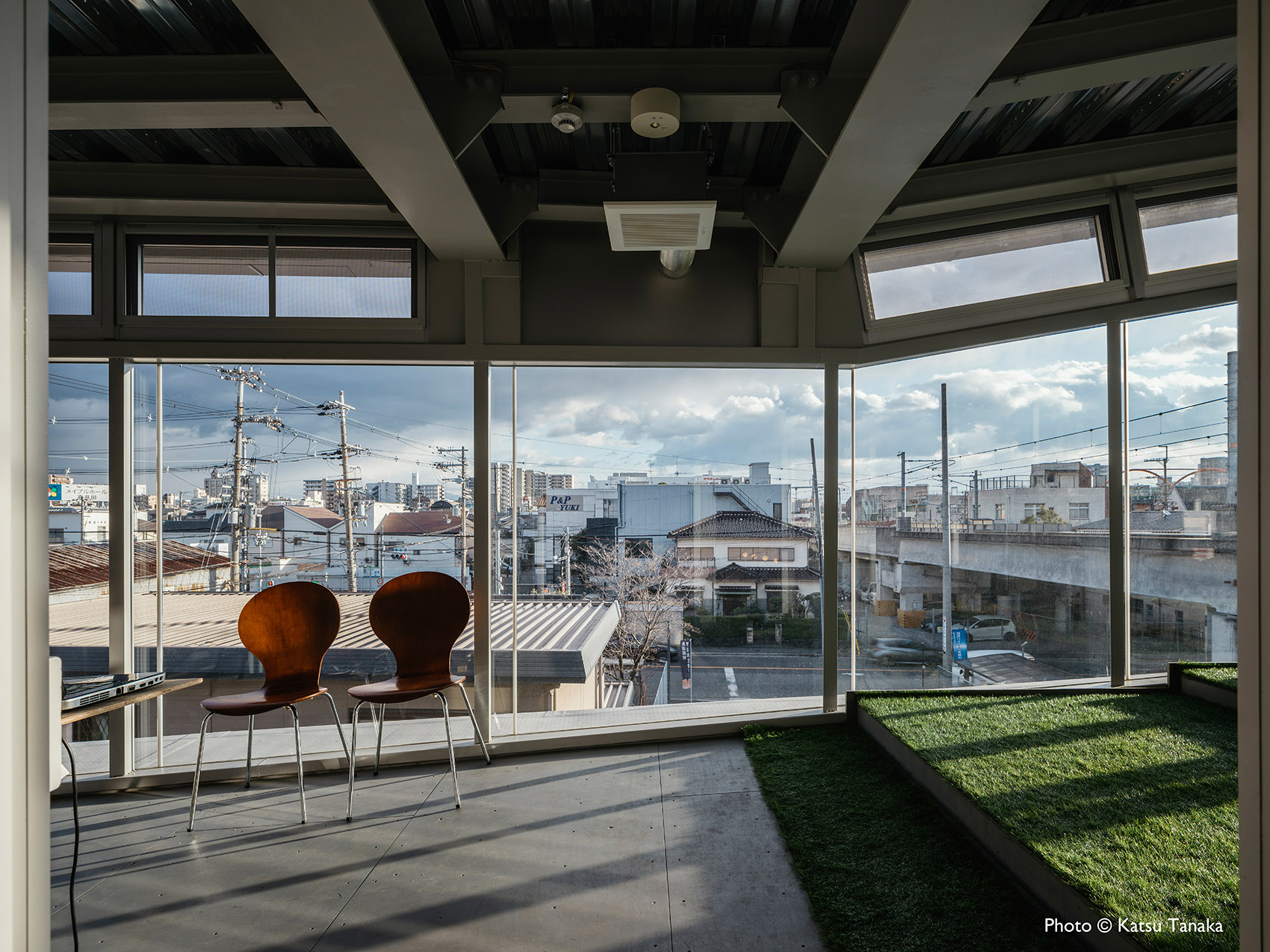 Fujita Coffee by Osamu Morishita Architect Associates