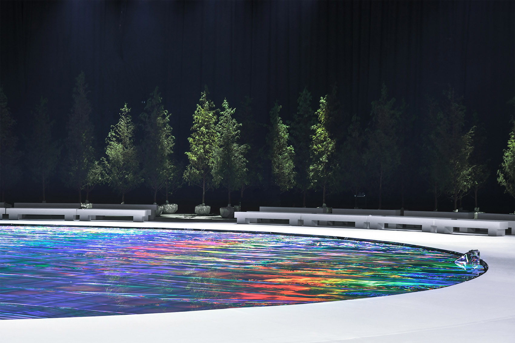 The Dome Resonance III VIVINIKO SS 2022 SHOW by DEVOLUTION