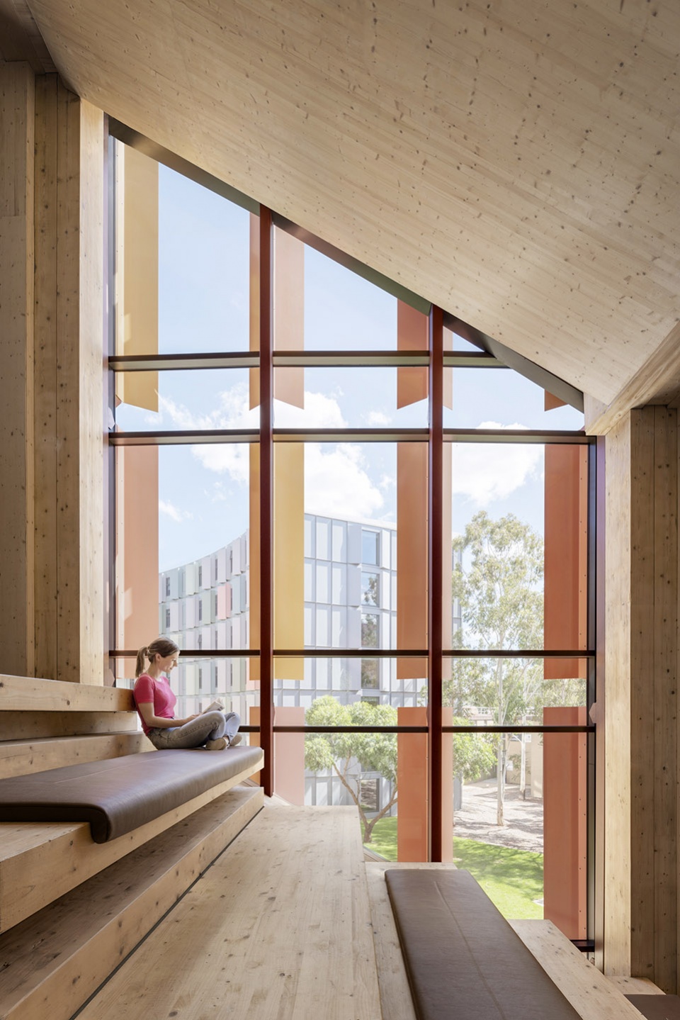 18 040 la trobe university north and south apartments by jackson clements burrows architects