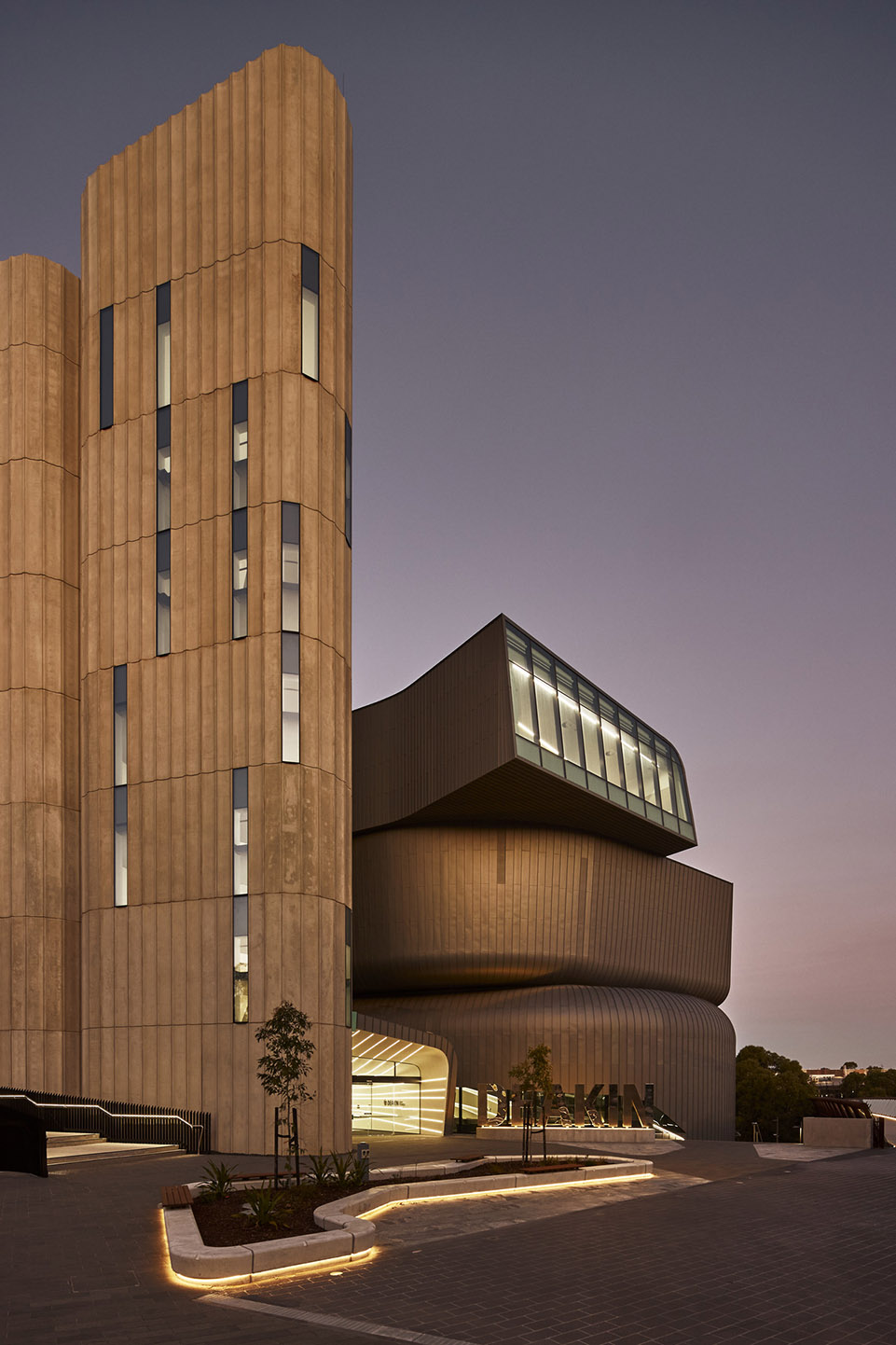 deakin law school building by woods bagot