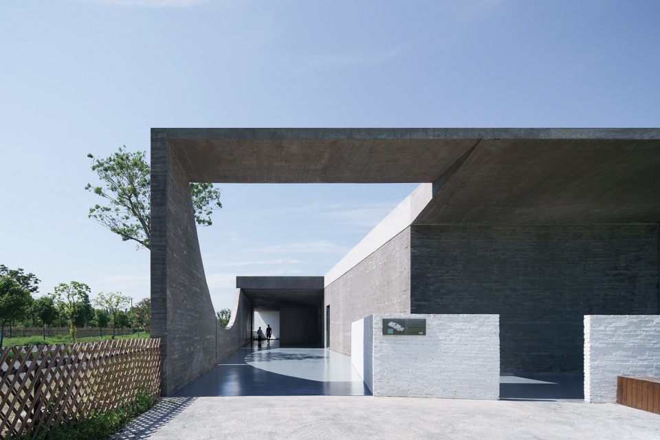 Shiwan Zhusheli Exhibition Hall China by ALL Studio