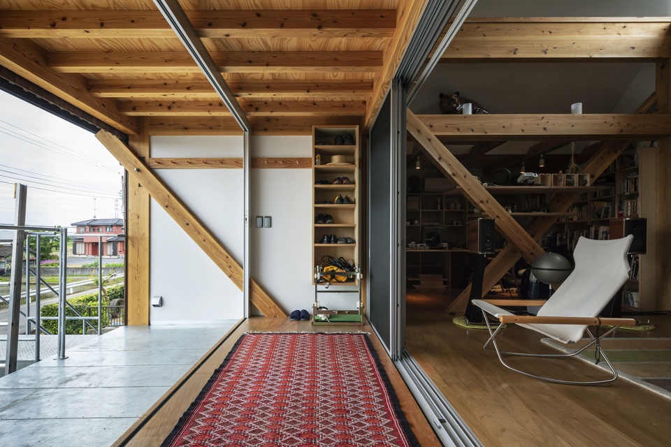 stilt house by ft architects