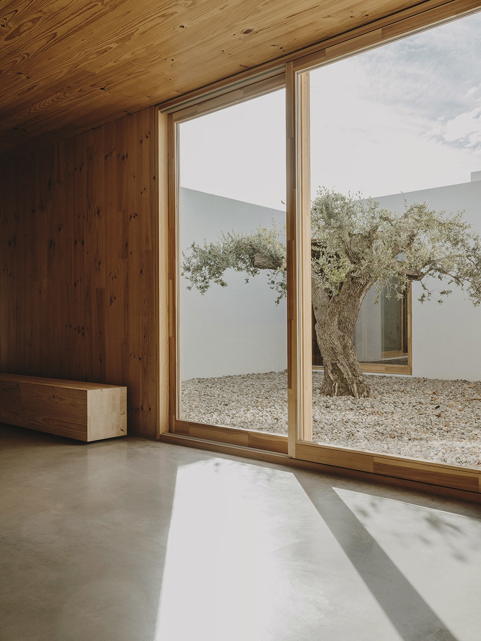 Alzheimers Day Center by GCA Architects