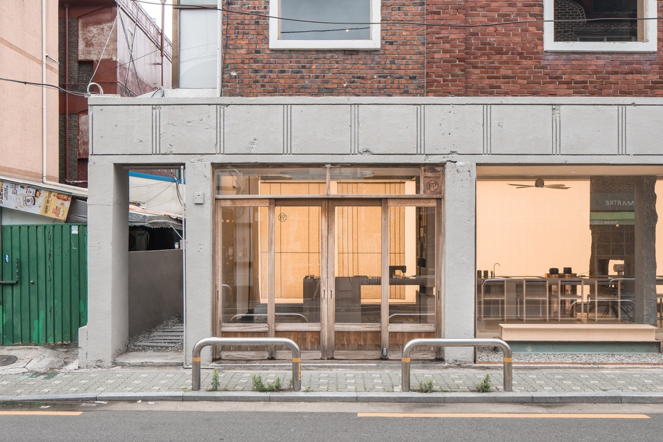 Eert Mangwon Cafe by Workment