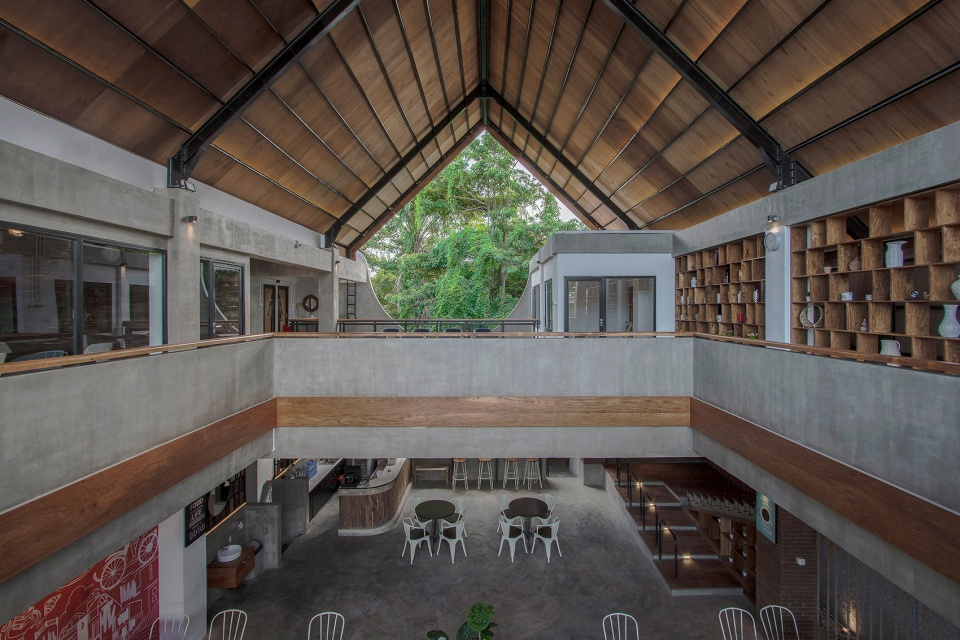 DIERRA by MIV Architects