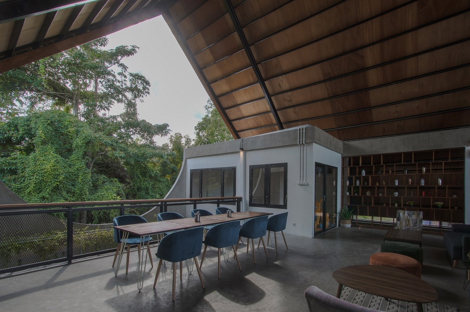 DIERRA by MIV Architects