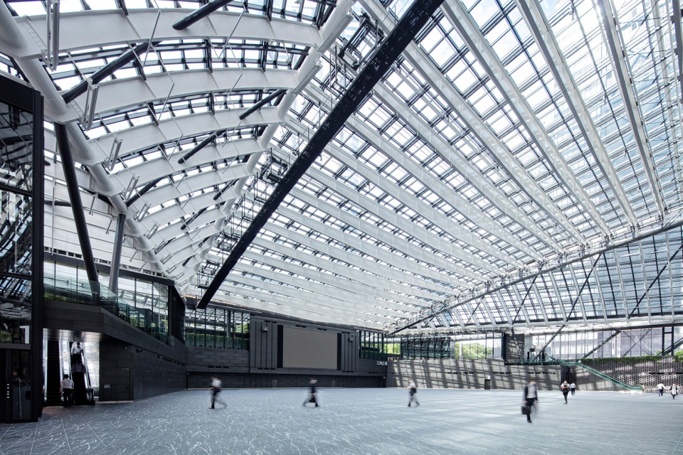 shinjuku sumitomo building by nikken sekkei ltd