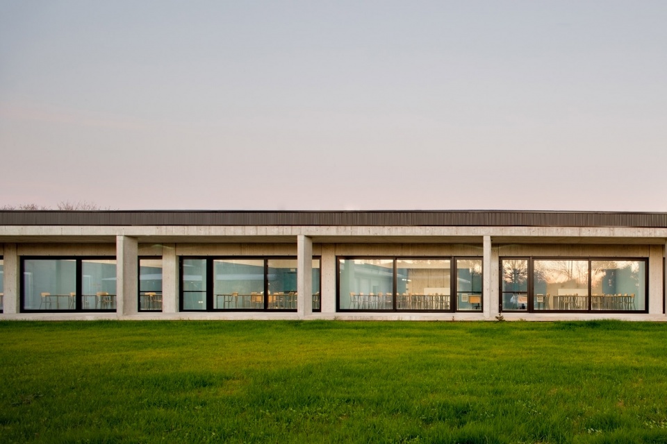 domenico sartor agricultural institute extension by mide architetti
