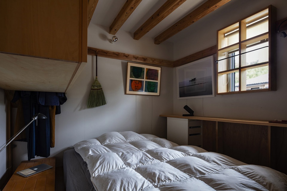stilt house by ft architects