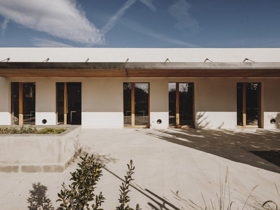Alzheimers Day Center by GCA Architects