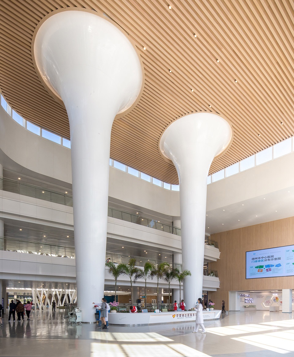 Huzhou Central Hospital by Perkins Will
