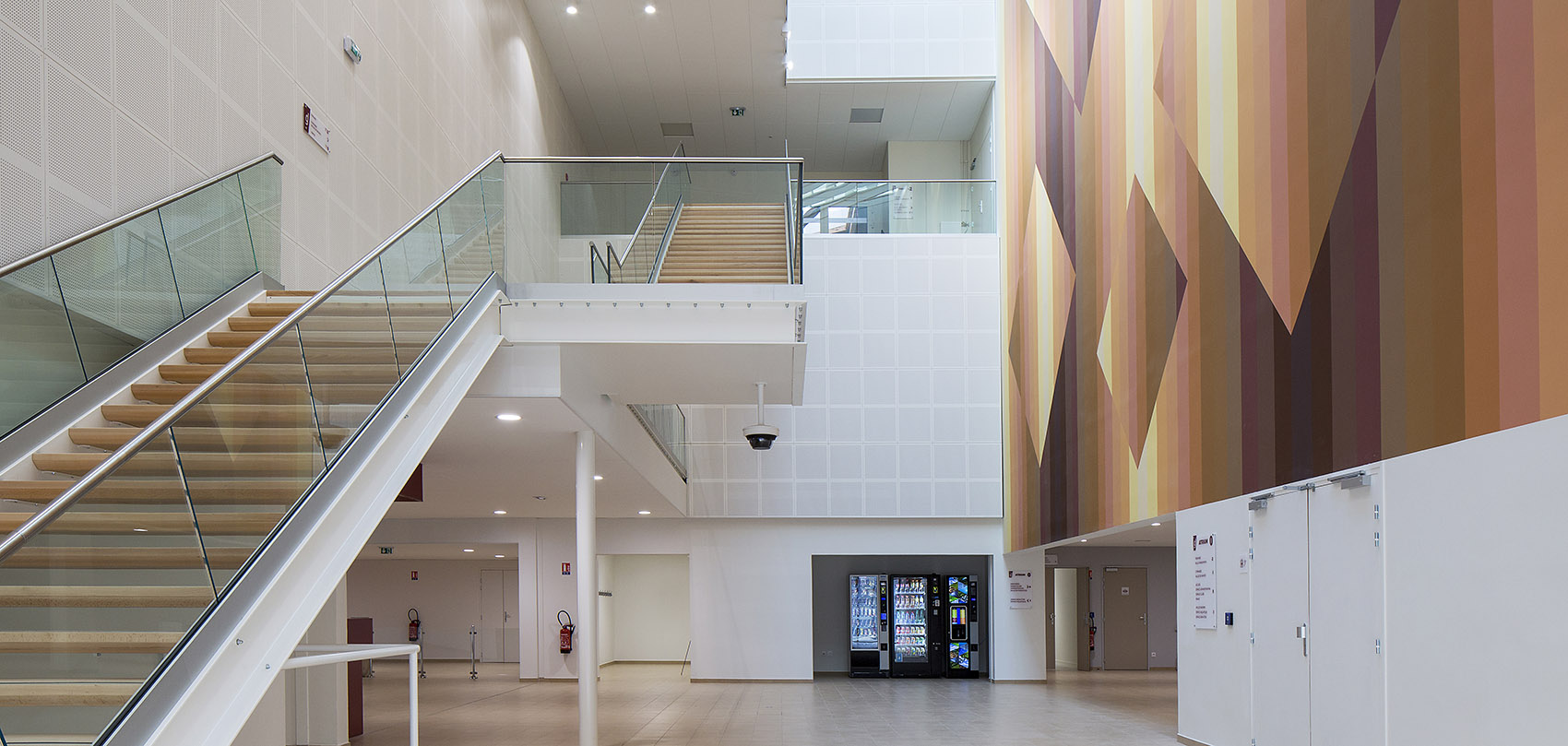 espace pierre tallagrand by tna architectes