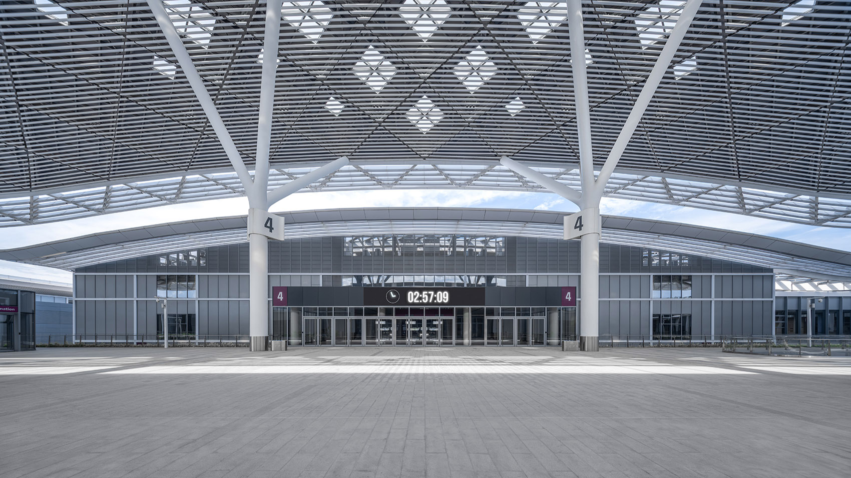 Shenzhen World China by VP