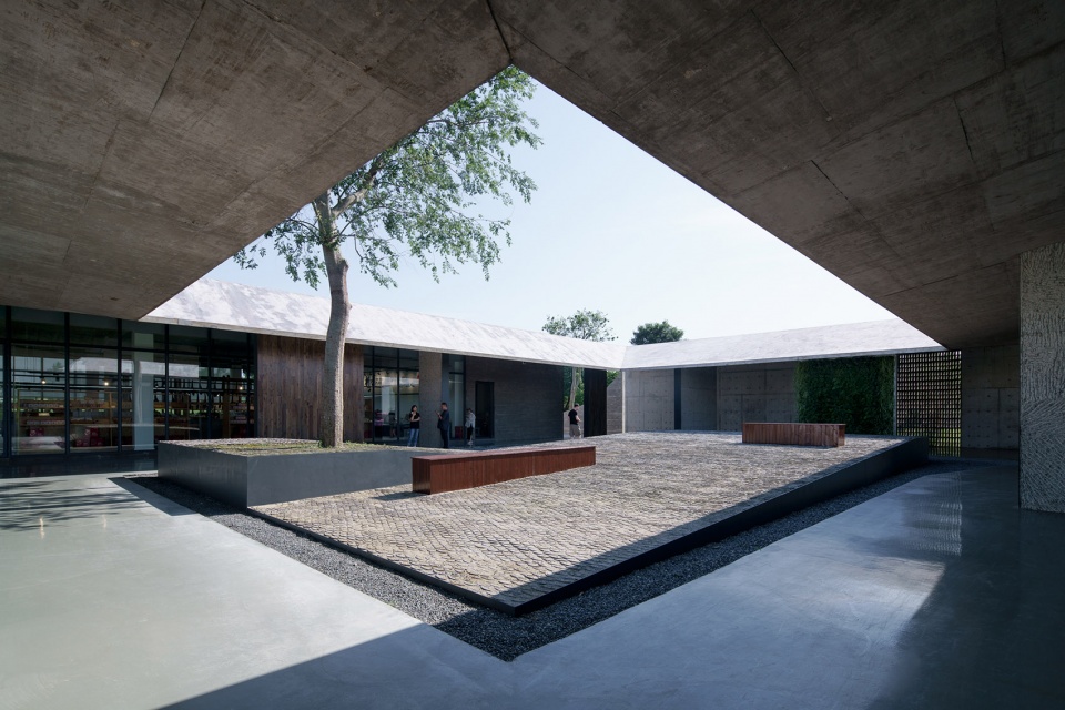 Shiwan Zhusheli Exhibition Hall China by ALL Studio